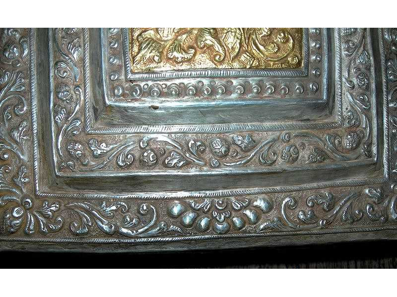 sirihbox-silver-gold-scroll-half lotus-ornament